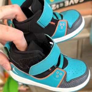 Nike Teal and Black Baby Sneakers